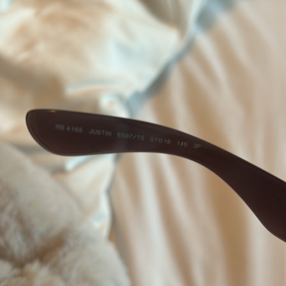 Polarized Ray Ban sunglasses - Picture 4 of 5